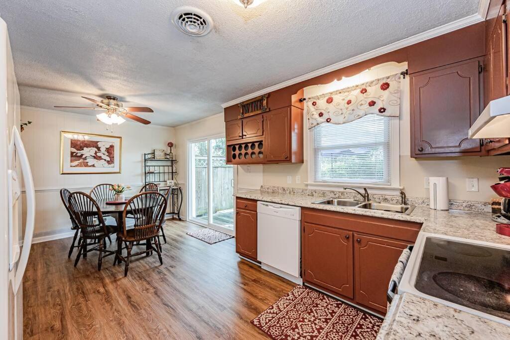 Kelly'S Comfortable Quinton Home Luaran gambar